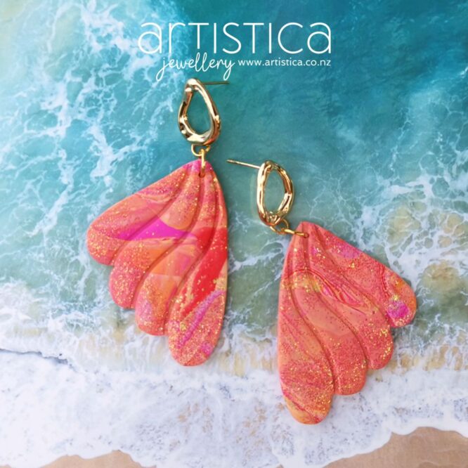 E0051 earrings artistica polymer clay Butterfly pink fuchsia genuine gold white