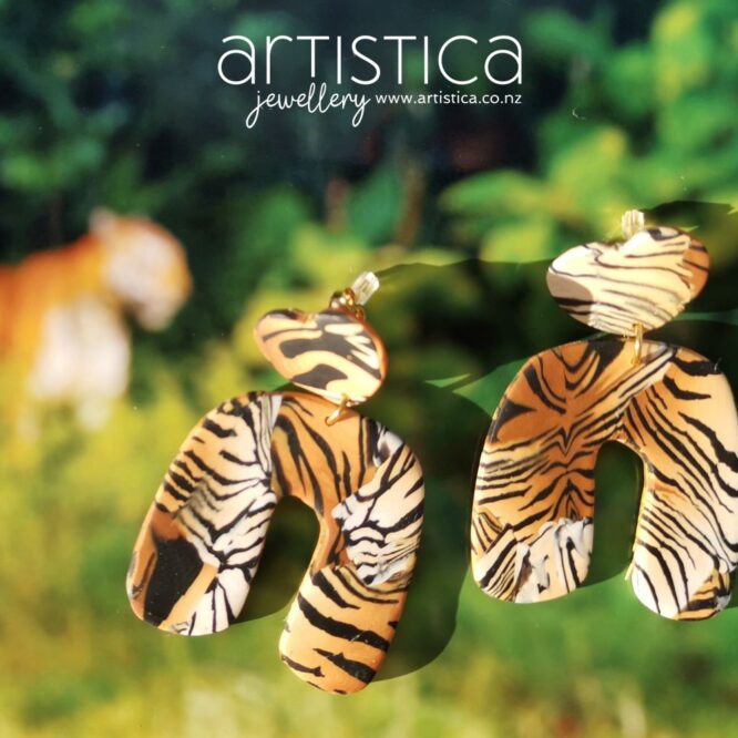 E0106a earrings artistica polymer clay Kambuku animal pattern