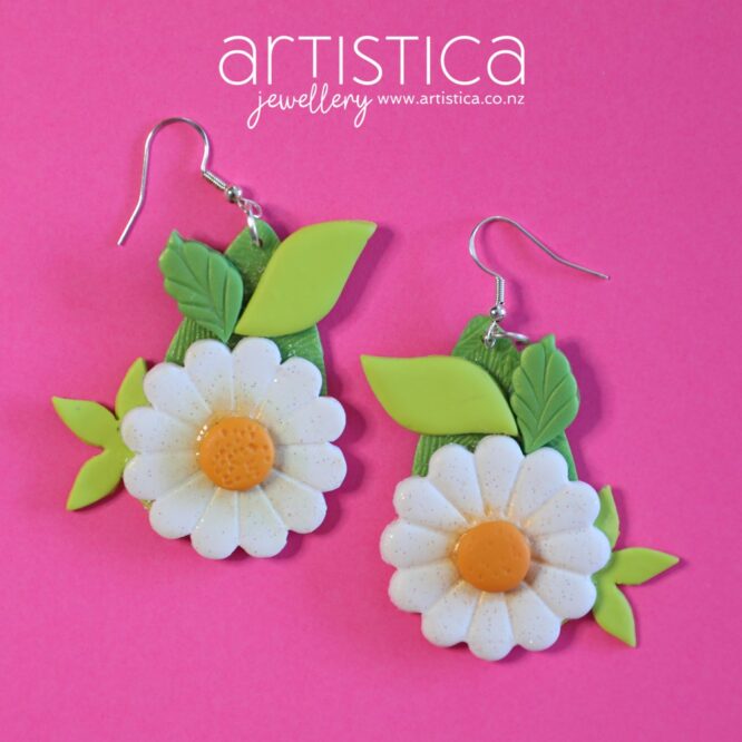 Daisy Flower Power Boho style earring