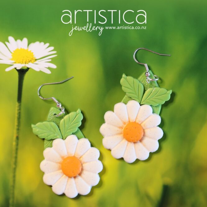 Daisy Flower Power Boho style earring